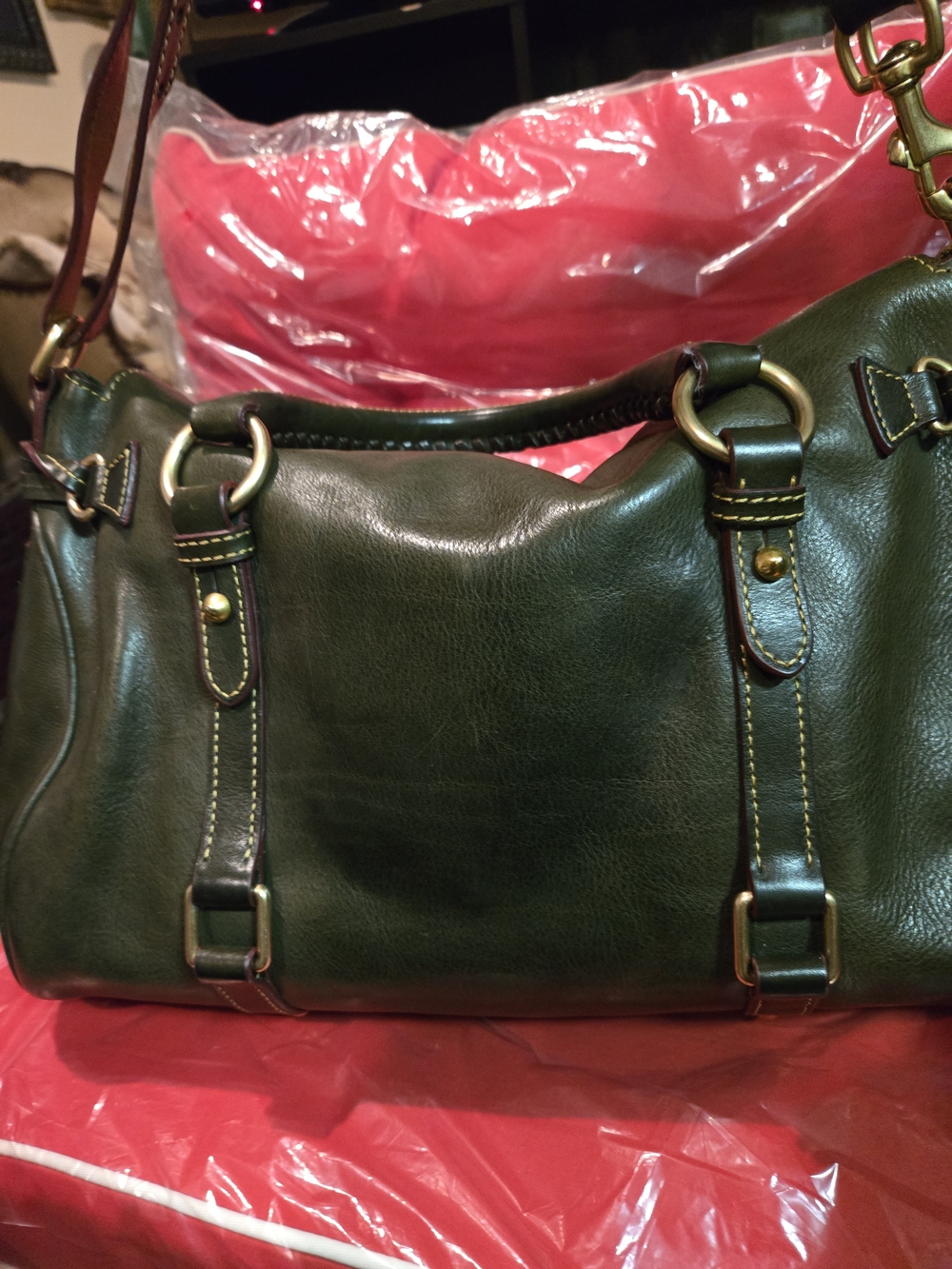 🌻Dooney Large Tassel Satchel Olive Green Leather Shoulder Bag. Beautiful Patina - Picture 7 of 16